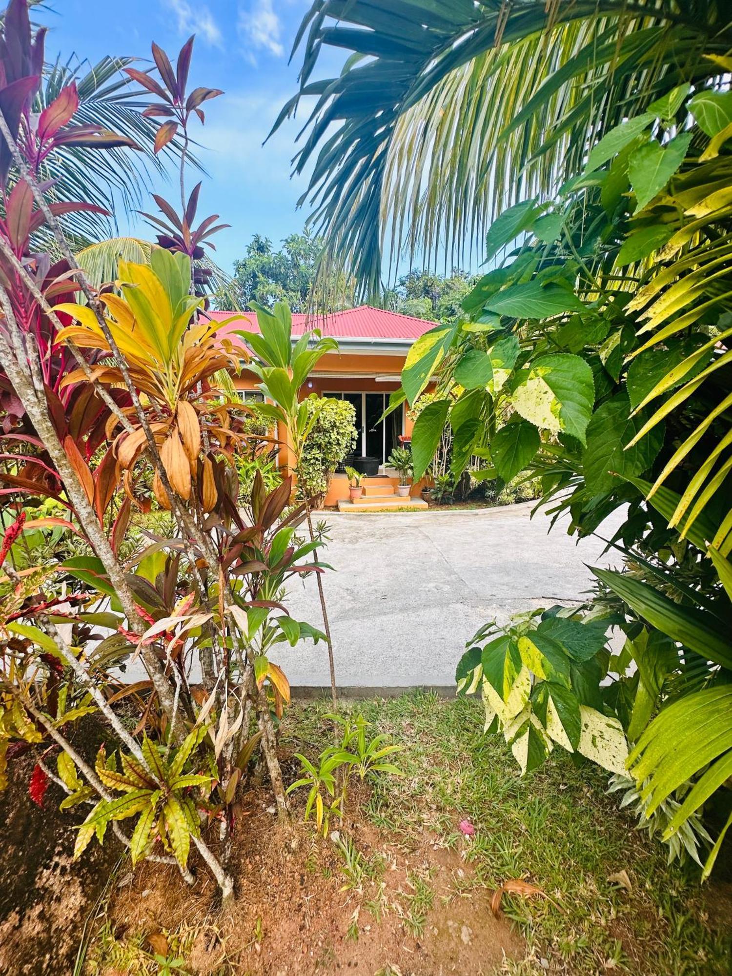 Alha Villa Baie Lazare  Buitenkant foto